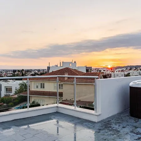 Penthouse Great View Hydromassage Penthouse Hottub Apartamento *