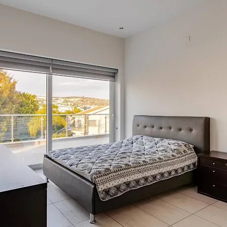 Penthouse Great View Hydromassage Penthouse Hottub Apartament Limassol