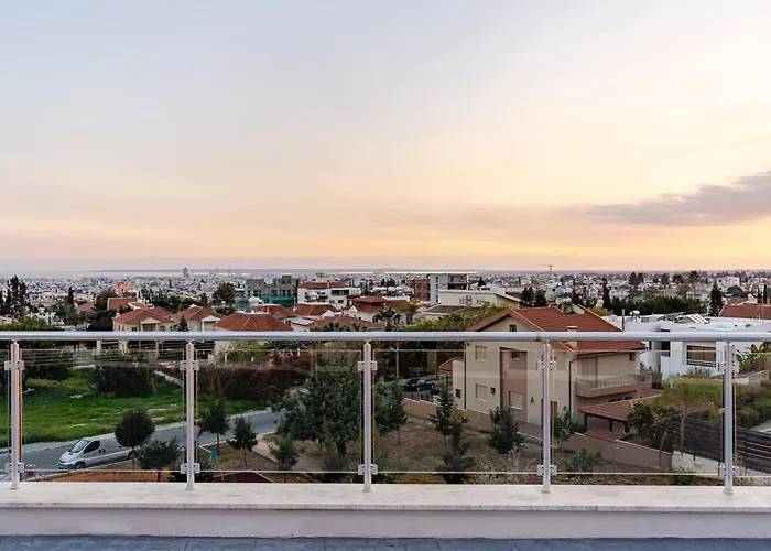 Penthouse Great View Hydromassage Penthouse Hottub Appartement *