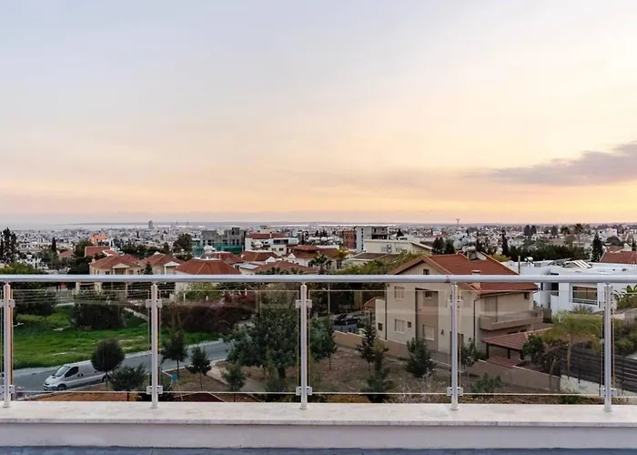 Penthouse Great View Hydromassage Penthouse Hottub Apartmán *